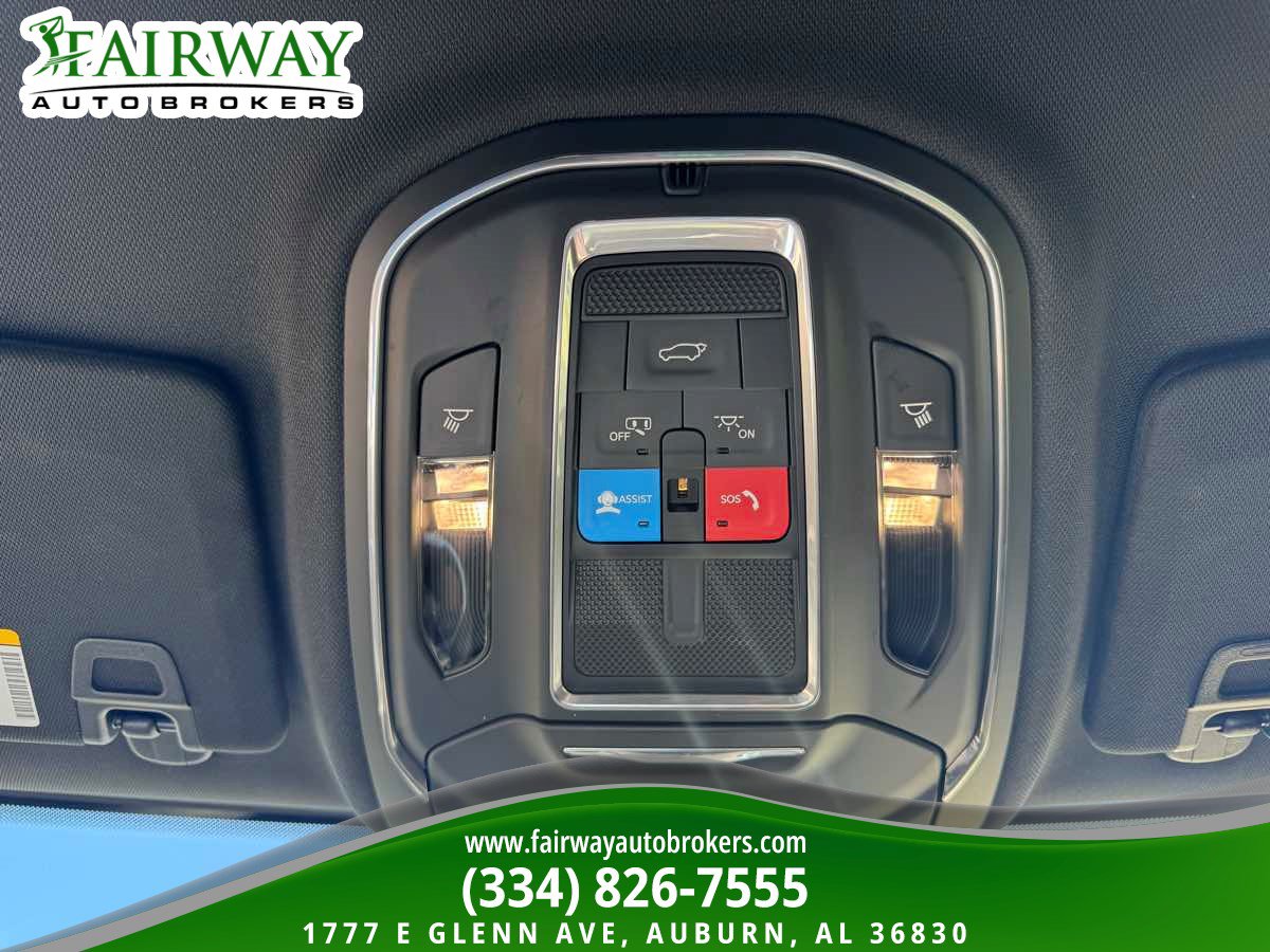 Used 2023 Jeep Grand Cherokee L Laredo AWD/4WD image 25