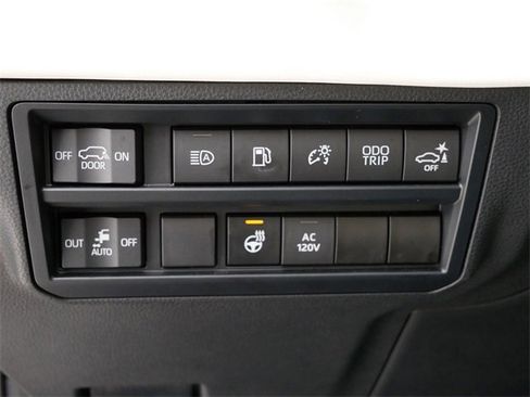 Used 2024 Toyota Sequoia Capstone image 17