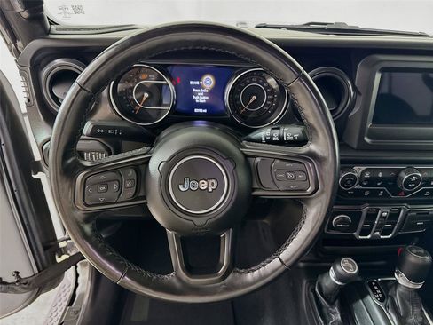 Used 2022 Jeep Wrangler Unlimited Sport image 18