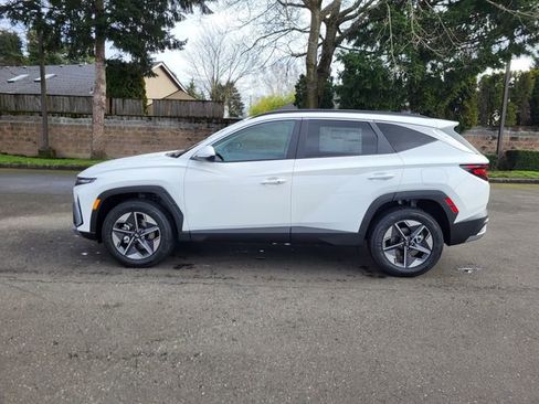 New 2026 Hyundai Tucson SEL image 2