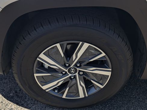 Certified 2024 Hyundai Tucson Blue AWD/4WD image 7