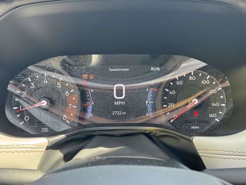 Used 2025 Jeep Compass Limited w/ Sun & Sound Group AWD/4WD image 23