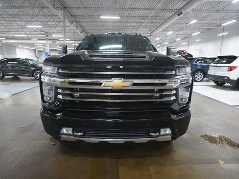 Certified 2022 Chevrolet Silverado 2500 High Country w/ Z71 Off-Road Package image 11