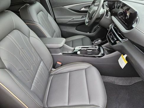 New 2026 Buick Envista Preferred FWD image 10