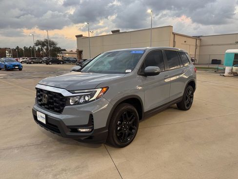 Certified 2023 Honda Passport EX-L image 4