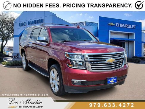 Used 2017 Chevrolet Suburban Premier RWD image 2