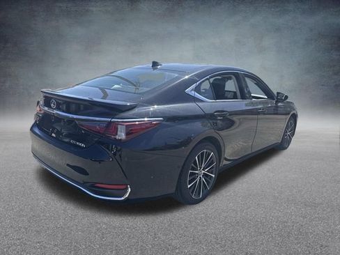 Used 2024 Lexus ES 300h w/ Premium Package FWD image 9