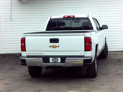 Used 2018 Chevrolet Silverado 1500 LT w/ Trailering Package AWD/4WD image 5