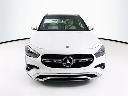 New 2026 Mercedes-Benz GLA 250 image 2