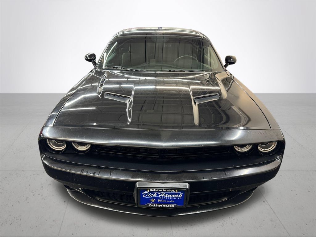 Used 2019 Dodge Challenger SXT w/ Blacktop Package RWD image 11