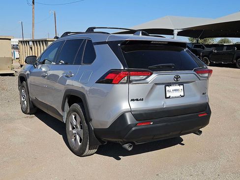 Used 2025 Toyota RAV4 XLE w/ Convenience Package FWD image 6
