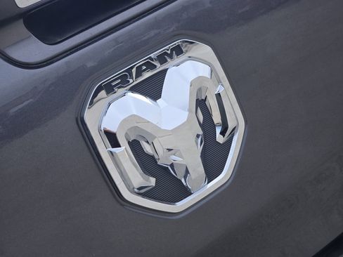 Used 2021 RAM 1500 Laramie w/ Off Road Group image 12