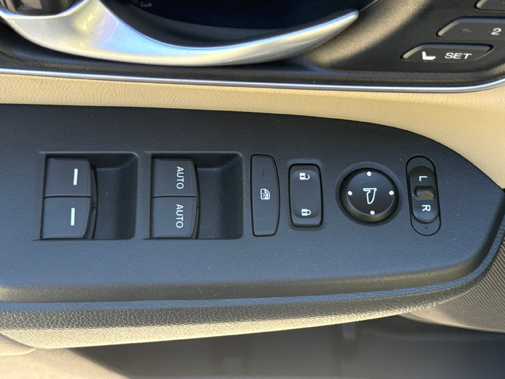 Certified 2017 Honda CR-V EX-L image 15