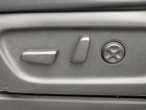 Used 2020 Kia Sedona SX image 15