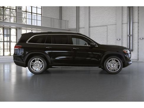 Certified 2022 Mercedes-Benz GLS 450 4MATIC image 17