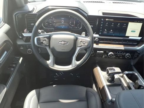 New 2026 Chevrolet Silverado 1500 LT Trail Boss w/ LT Trail Boss Premium Package AWD/4WD image 4