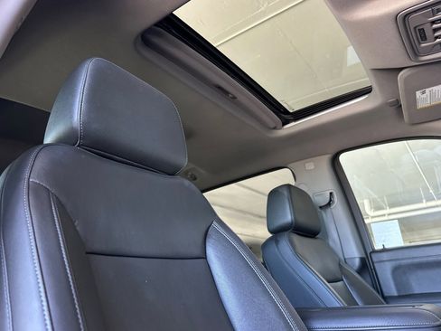 Used 2020 Chevrolet Silverado 1500 LT Trail Boss image 15