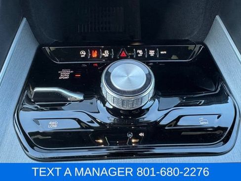 New 2026 Jeep Grand Wagoneer 4WD w/ HD Trailer Tow Package image 21