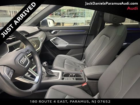 Used 2023 Audi Q3 2.0T Premium Plus w/ Premium Plus Package image 11