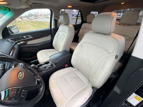 Used 2017 Ford Explorer Platinum AWD/4WD image 26