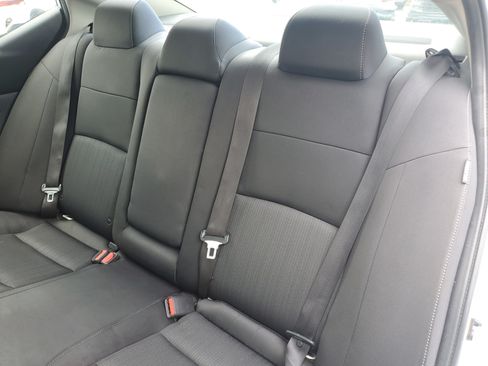Used 2019 Nissan Altima 2.5 SV FWD image 10