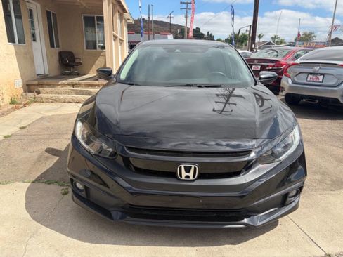 Used 2020 Honda Civic EX image 8