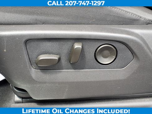Used 2026 Chevrolet Silverado 1500 LT AWD/4WD image 11