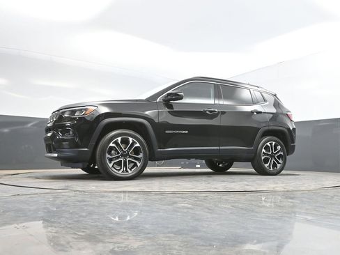 Used 2022 Jeep Compass Limited AWD/4WD image 35