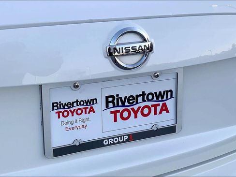 Used 2015 Nissan Juke NISMO image 9