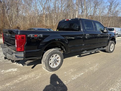 Used 2021 Ford F250 XLT image 4