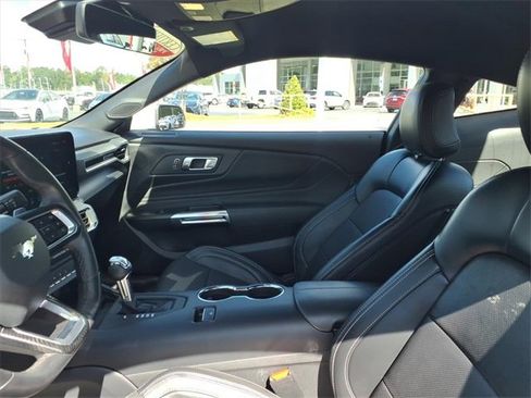 Used 2024 Ford Mustang GT Premium image 5