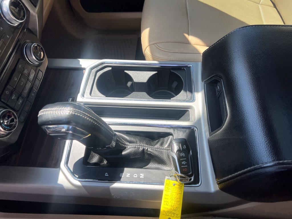 Used 2017 Ford F150 Lariat w/ Equipment Group 502A Luxury AWD/4WD image 25
