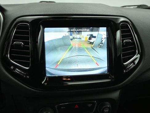 Used 2020 Jeep Compass Limited image 16