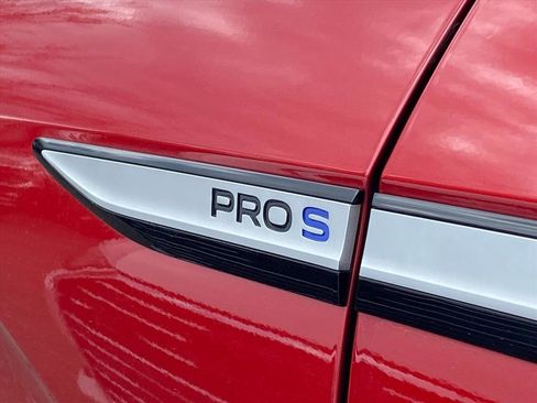 Used 2023 Volkswagen ID.4 Pro S image 6