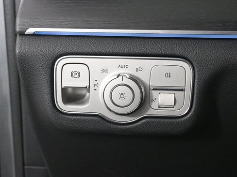 Certified 2023 Mercedes-Benz GLE 350 4MATIC image 9