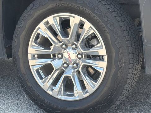Used 2025 GMC Sierra 1500 Denali AWD/4WD image 11