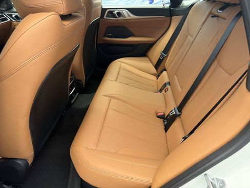Used 2025 BMW i4 eDrive40 RWD image 10