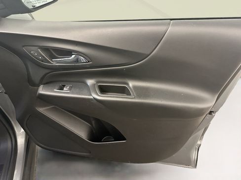 Used 2018 Chevrolet Equinox LT w/ Sun & Infotainment Package image 33