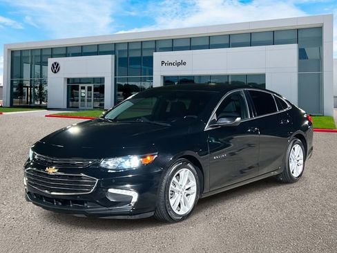 Used 2018 Chevrolet Malibu Hybrid w/ Driver Confidence Package image 1