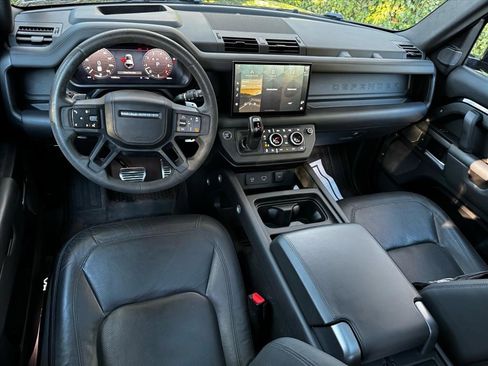 Used 2023 Land Rover Defender 110 V8 image 21