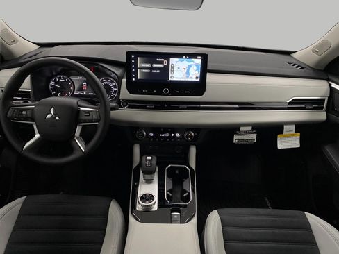 New 2026 Mitsubishi Outlander SE AWD/4WD image 21