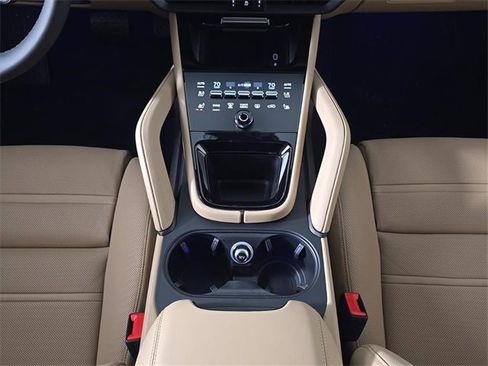 New 2026 Porsche Cayenne E-Hybrid image 22