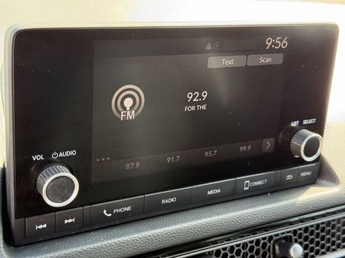 Used 2025 Honda Civic Sport image 18