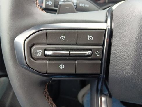 New 2026 GMC Acadia AT4 w/ LPO, Floor Liner Package AWD/4WD image 11