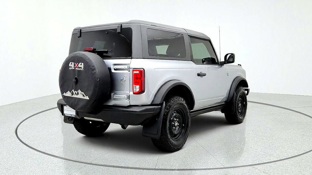 Used 2023 Ford Bronco Black Diamond AWD/4WD image 5