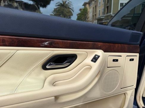 Used 2001 BMW 740iL RWD image 37