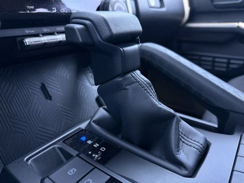 Used 2025 Toyota 4Runner SR5 RWD image 19