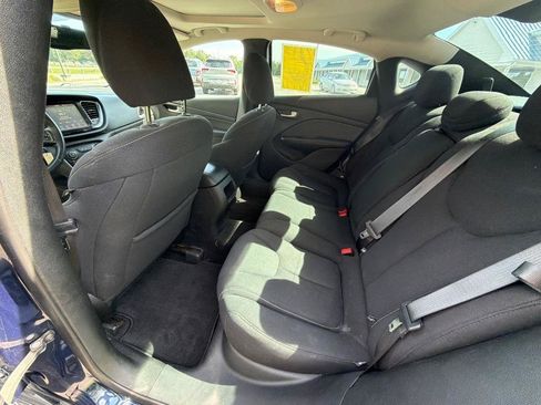Used 2013 Dodge Dart SXT FWD image 12