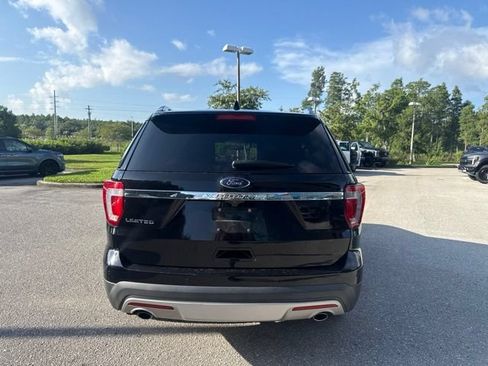 Used 2017 Ford Explorer Limited FWD image 5