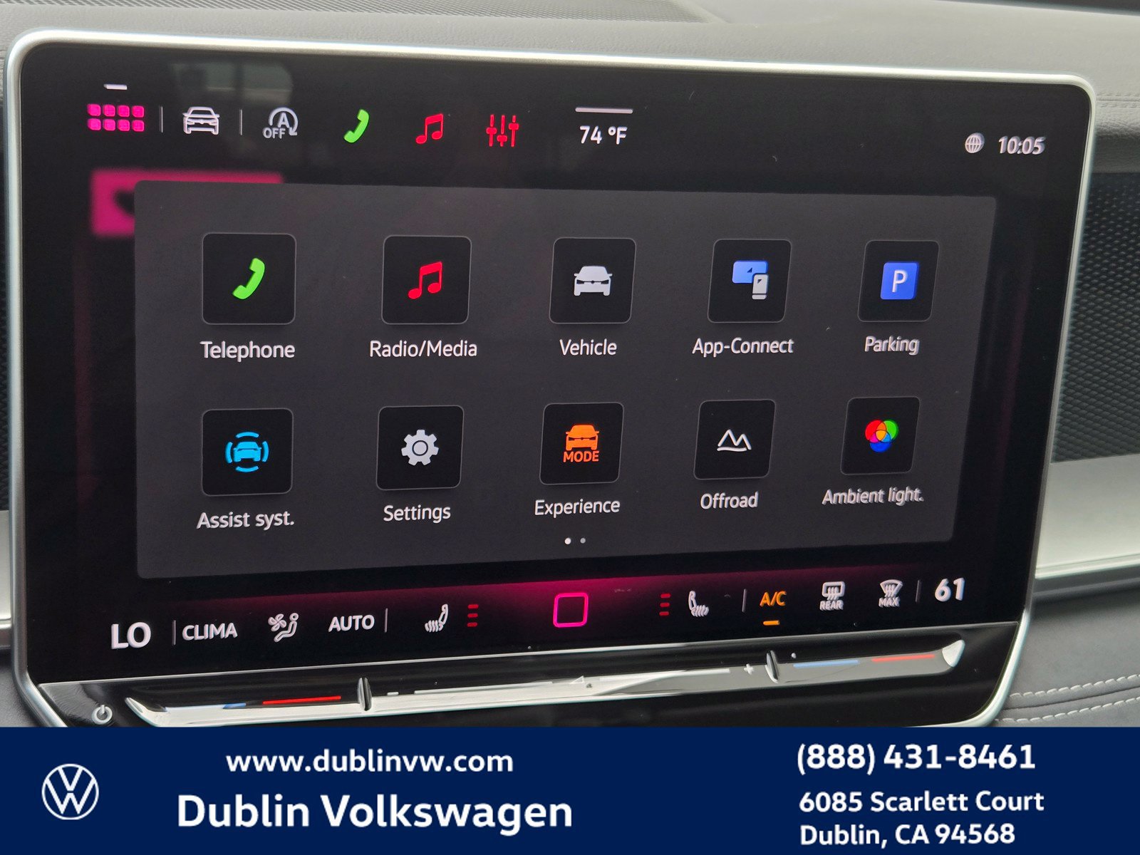 Certified 2026 Volkswagen Tiguan SE AWD/4WD image 15